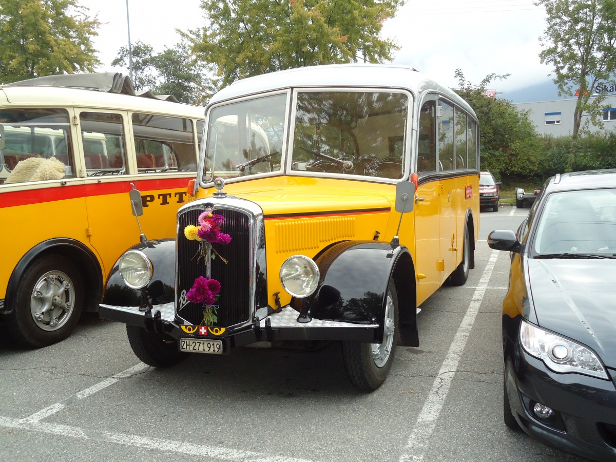 (129'824) - Hurter, M�nchaltdorf - ZH 271'919 - Berna/FHS (ex Volkart, Russikon; ex ASD Aigle; ex P 21'003) am 18. September 2010 in Chur, Obere Au