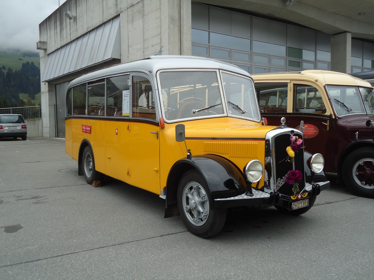 (129'960) - Hurter, M�nchaltdorf - ZH 271'919 - Berna/FHS (ex Volkart, Russikon; ex ASD Aigle; ex P 21'003) am 18. September 2010 in Breil, Milit�ranlage