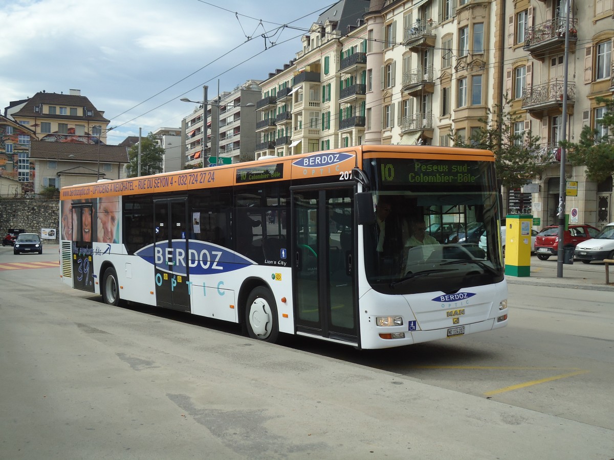 (130'204) - TN Neuch�tel - Nr. 207/NE 114'207 - MAN am 4. Oktober 2010 beim Bahnhof Neuch�tel
