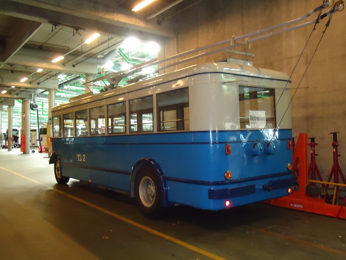 (130'939) - TL Lausanne (R�trobus) - Nr. 2 - FBW/Eggli Trolleybus (ex Nr. 3) am 13. November 2010 in Lausanne, D�p�t Pr�laz