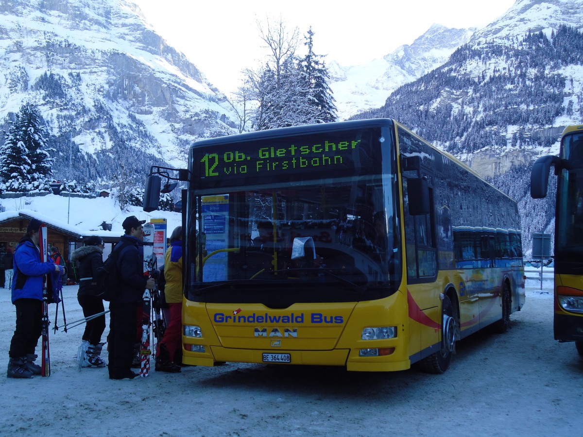 (131'856) - AVG Grindelwald - Nr. 24/BE 364'408 - MAN/G�ppel am 31. Dezember 2010 beim Bahnhof Grindelwald