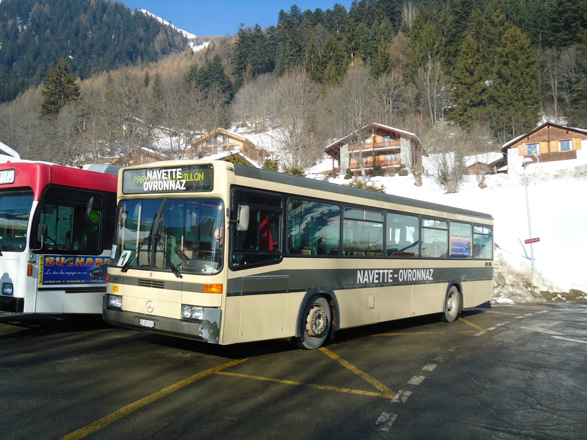 (131'945) - Buchard, Leytron - Nr. 95/VS 285'066 - Mercedes/R&J (ex AZZK Zollikon Nr. 27) am 2. Januar 2011 in Ovronnaz, La Crois�e
