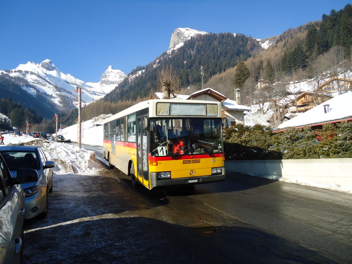 (131'952) - Buchard, Leytron - Nr. 92/VS 214'690 - Mercedes/Hess (ex Voegtlin-Meyer, Brugg Nr. 75) am 2. Januar 2011 in Ovronnaz, La Crois�e
