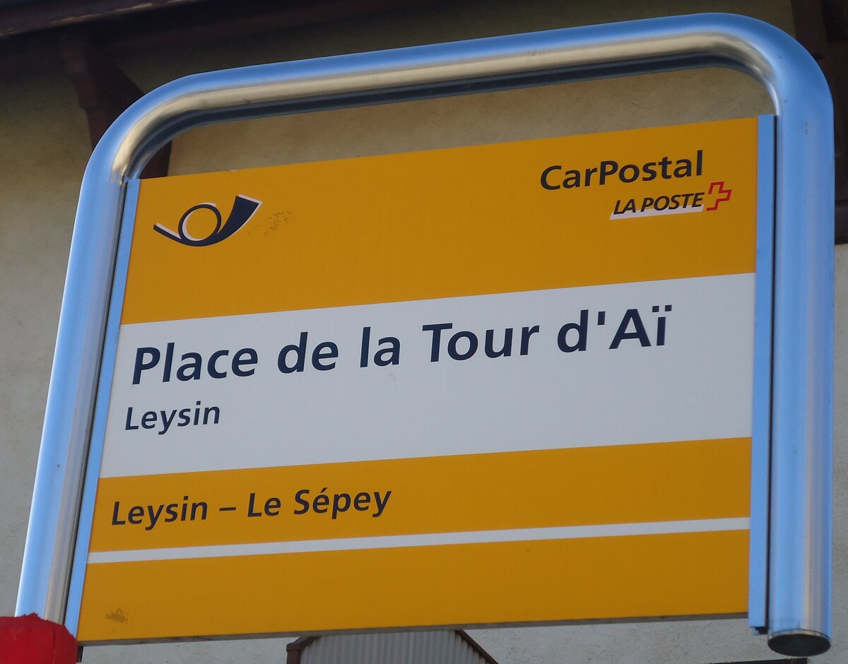 (132'485) - PostAuto-Haltestellenschild - Leysin, Place de la Tour A� - am 6. Februar 2011