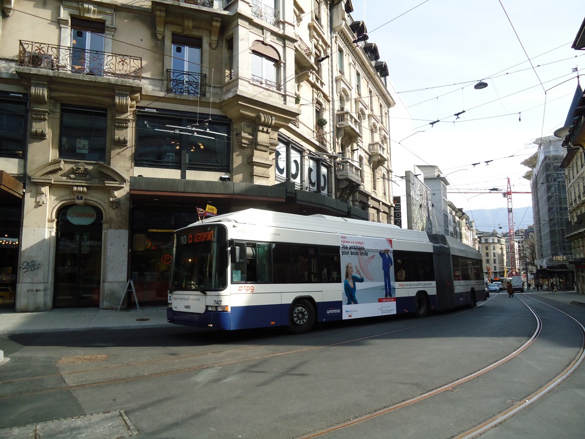 (132'904) - TPG Gen�ve - Nr. 747 - Hess/Hess Gelenktrolleybus am 10. M�rz 2011 in Gen�ve, Coutance