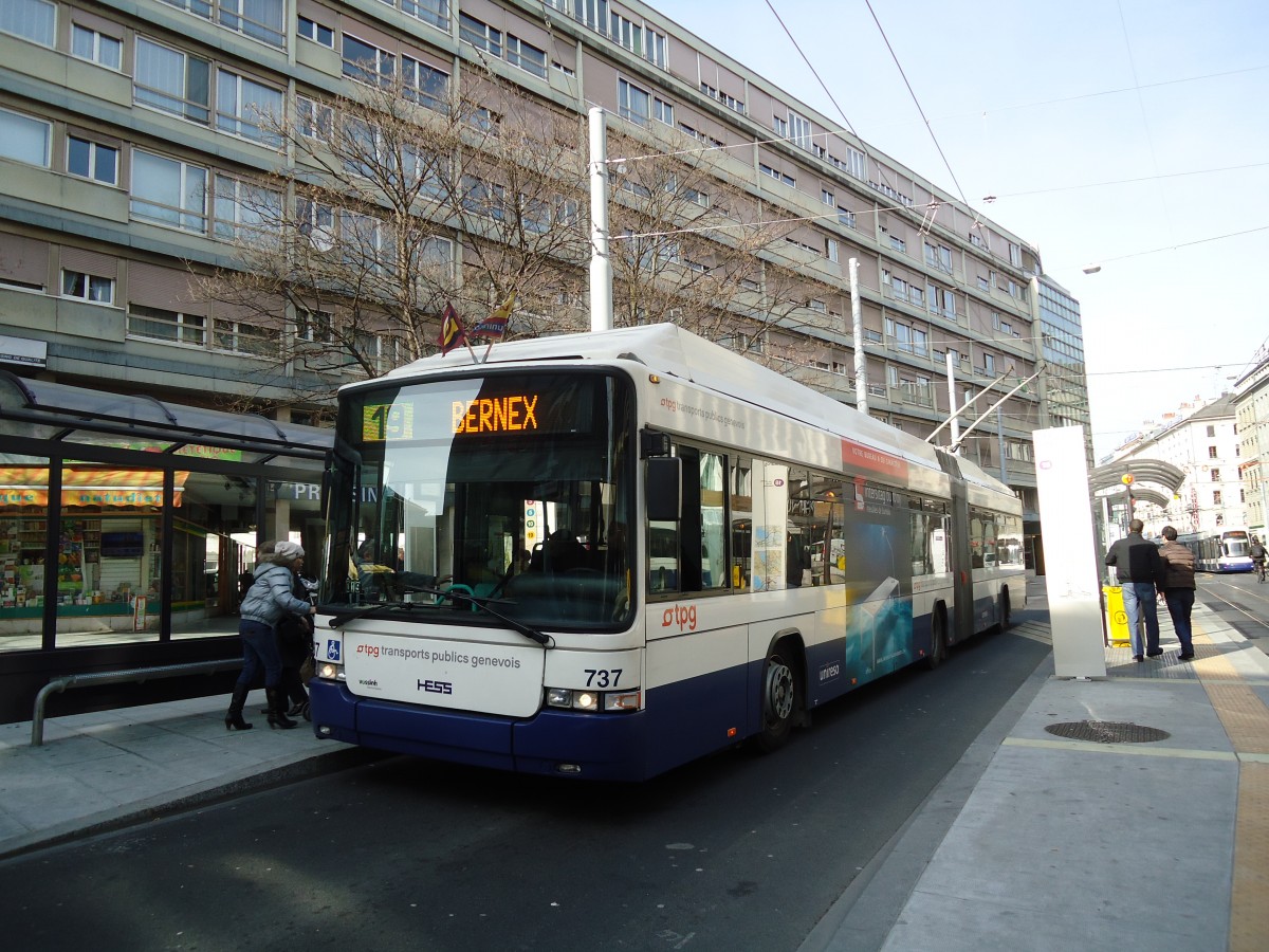 (132'923) - TPG Gen�ve - Nr. 737 - Hess/Hess Gelenktrolleybus am 10. M�rz 2011 in Gen�ve, Coutance