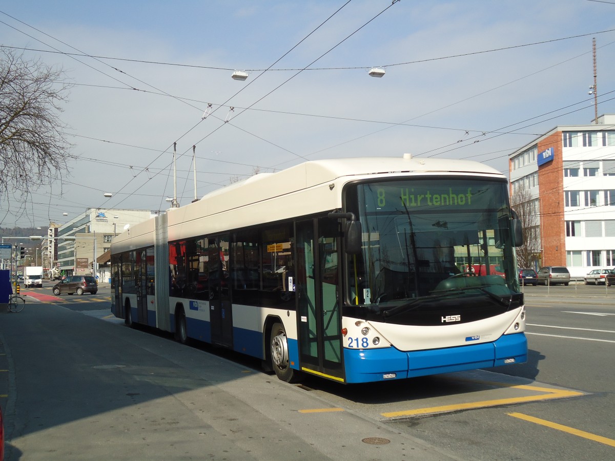 (132'997) - VBL Luzern - Nr. 218 - Hess/Hess Gelenktrolleybus am 11. M�rz 2011 in Luzern, Weinbergli