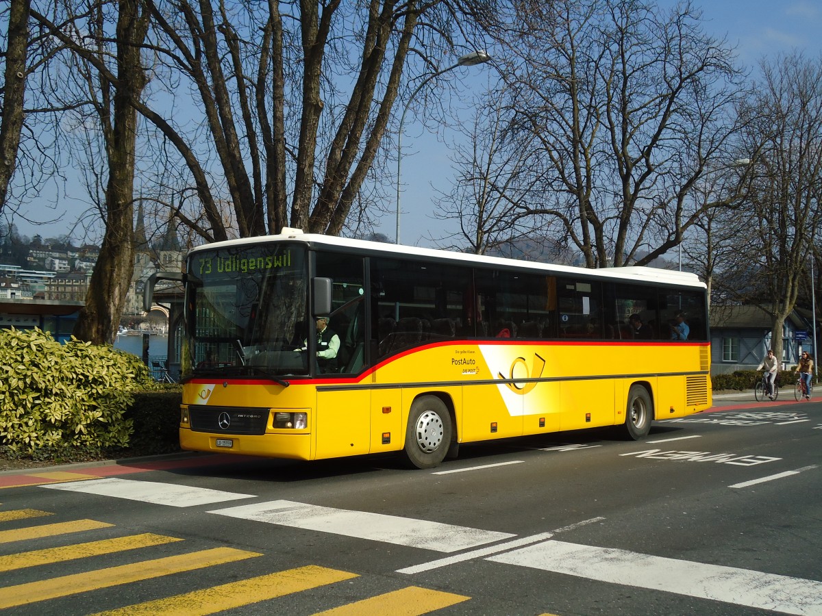 (133'017) - Bucheli, Kriens - Nr. 26/LU 15'559 - Mercedes am 11. M�rz 2011 beim Bahnhof Luzern
