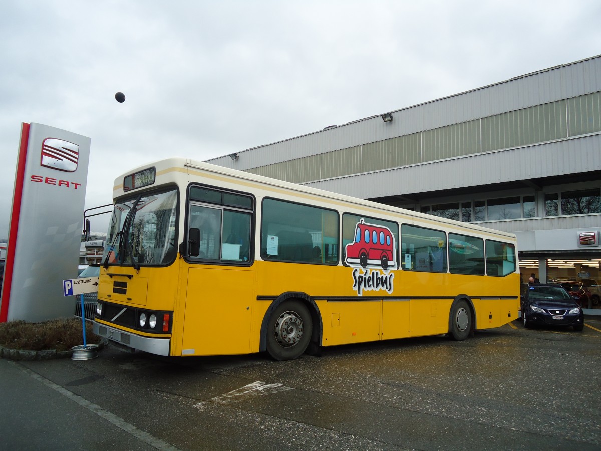 (133'083) - Kirchgemeinde, Steffisburg - Volvo/FHS (ex STI Thun Nr. 6; ex TSG Blumenstein Nr. 6) am 19. M�rz 2011 in Thun, Stadiongarage