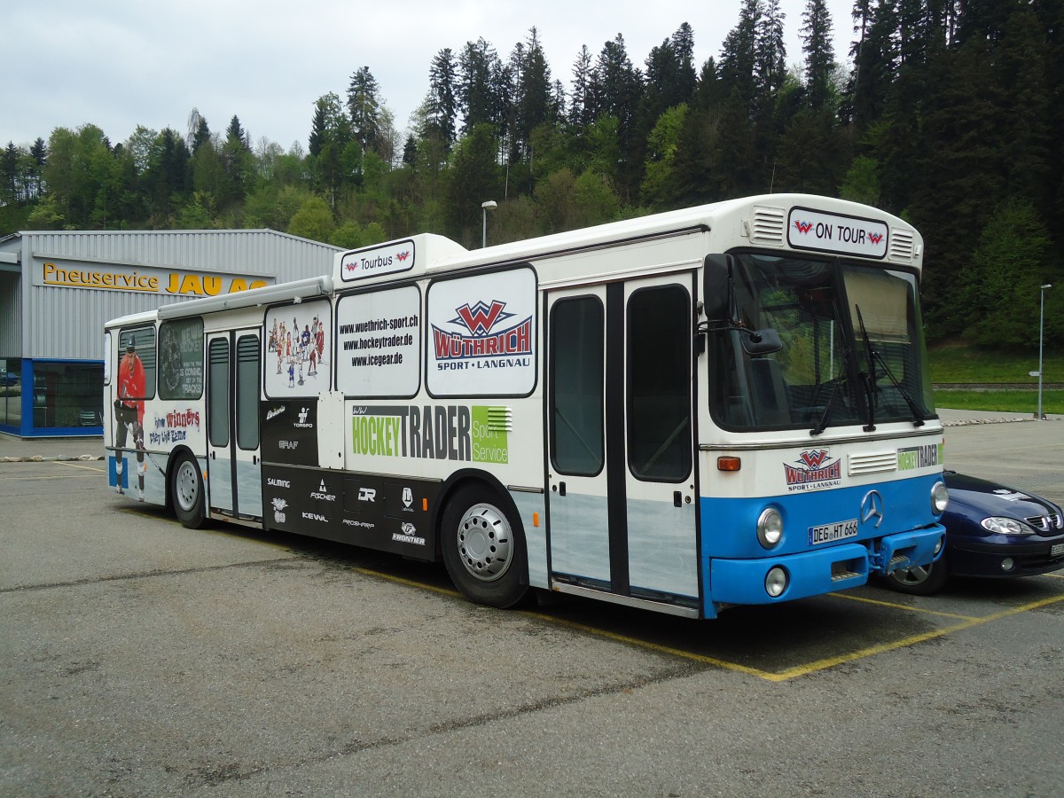 (133'398) - EHC Biel, Biel - DEG-HT 666 - Mercedes am 24. April 2011 in Trubschachen, Sch�rlischachen