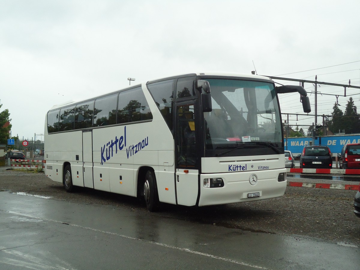 (133'850) - K�ttel, Vitznau - LU 15'640 - Mercedes am 27. Mai 2011 in Thun, CarTerminal