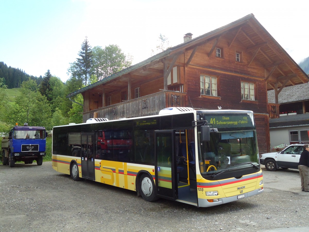(133'856) - STI Thun - Nr. 125/BE 700'125 - MAN am 28. Mai 2011 in Innereriz, S�ge