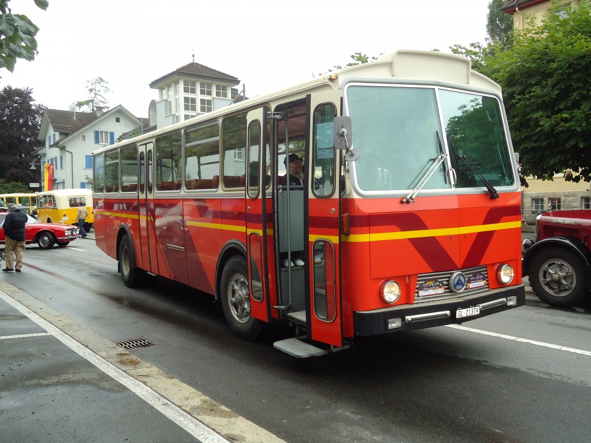 (134'023) - Looser, Elm - GL 21'379 - Saurer/T�scher (ex Polizeidirektion, Bern; ex P 24'657) am 11. Juni 2011 in Sarnen, OiO