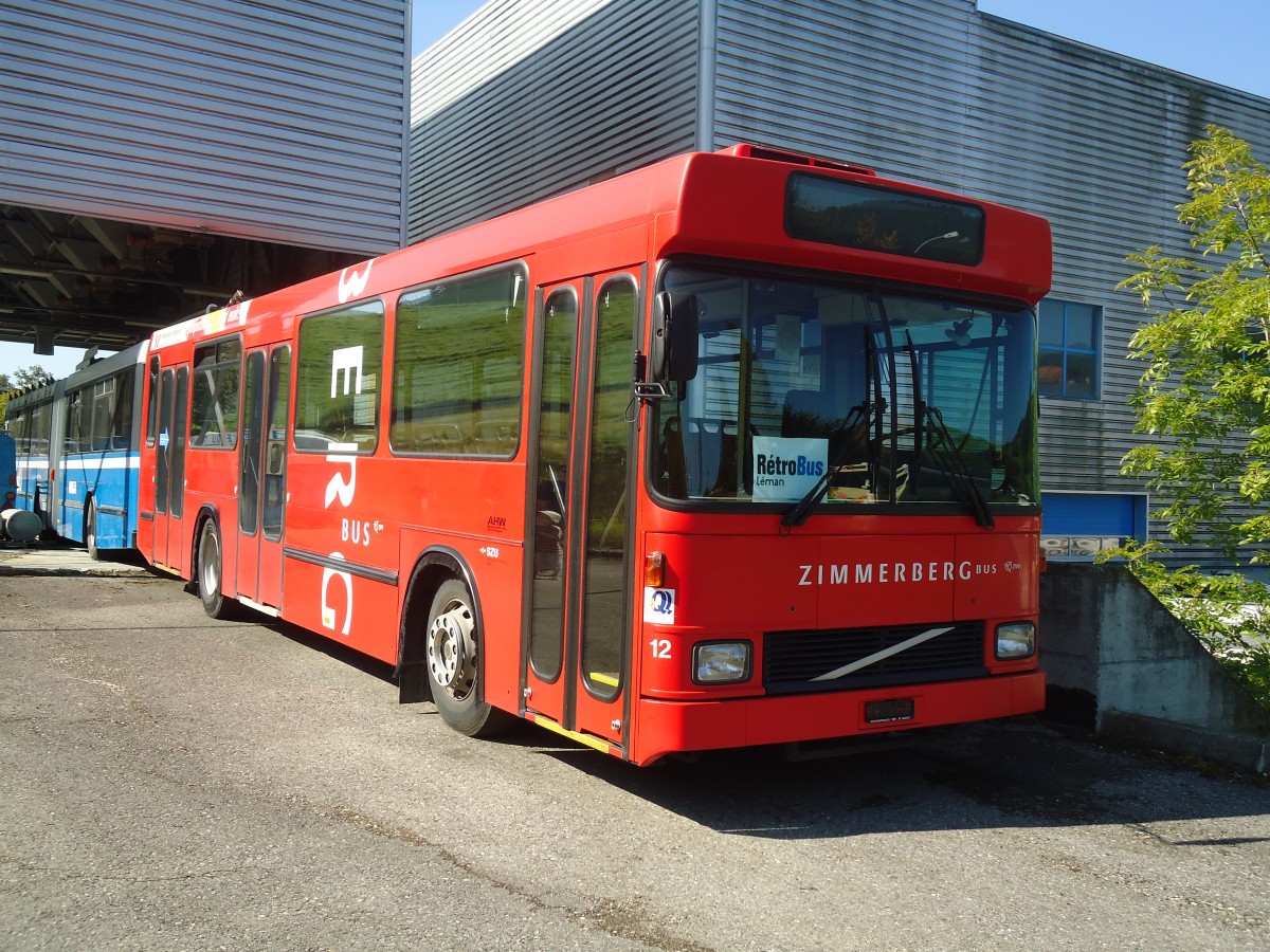 (135'579) - AHW Horgen (R�trobus) - Nr. 12 - Volvo/Hess (ex Waldmeier, W�denswil Nr. 12) am 20. August 2011 in Moudon, R�trobus