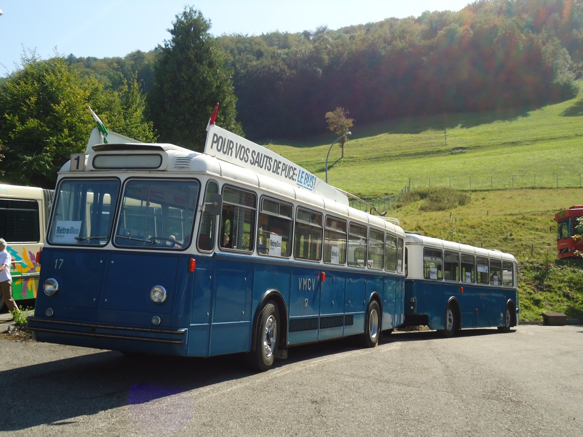(135'639) - VMCV Clarens (R�trobus) - Nr. 17 - Berna/ACMV Trolleybus am 20. August 2011 in Moudon, R�trobus
