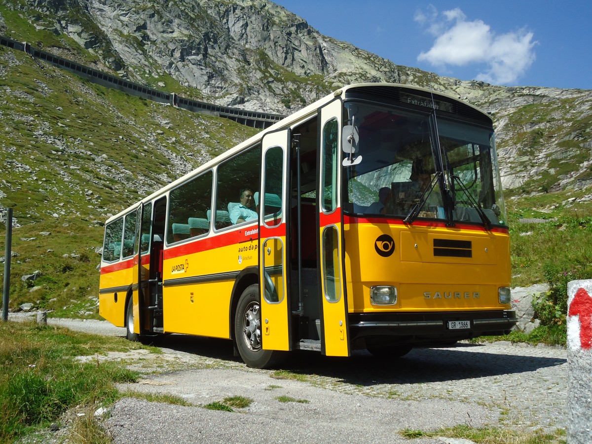 (135'704) - Mark, Andeer - GR 1866 - Saurer/R&J (ex PostAuto Graub�nden; ex P 24'350) am 21. August 2011 in Gotthard, Alte Tremolastrasse