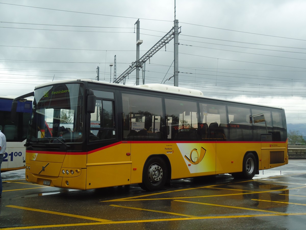 (135'834) - Schuler, Feusisberg - SZ 52'625 - Volvo am 5. September 2011 beim Bahnhof Pf�ffikon
