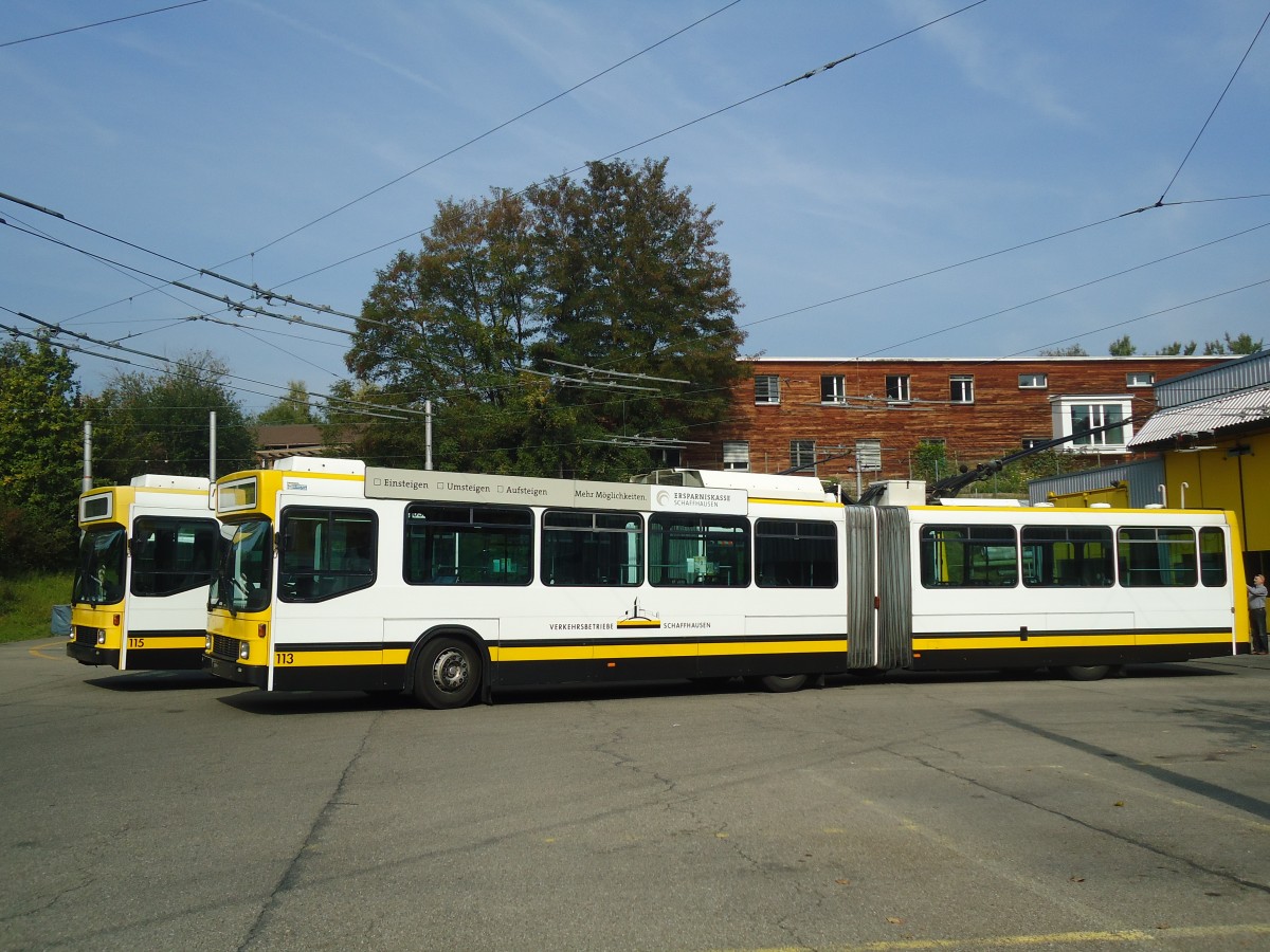 (136'076) - VBSH Schaffhausen - Nr. 113 - NAW/Hess Gelenktrolleybus am 25. September 2011 in Schaffhausen, Busdepot