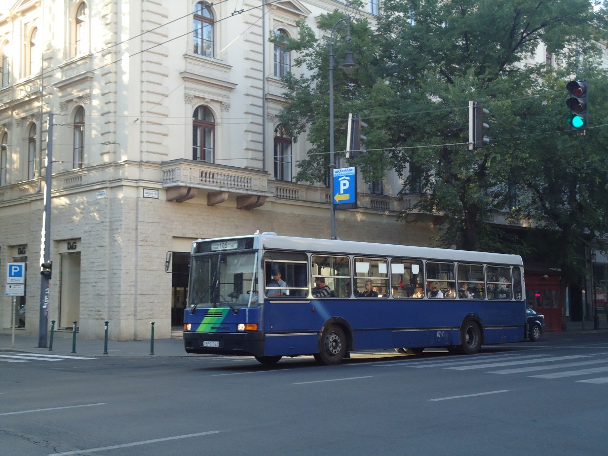 (136'281) - BKV Budapest - Nr. 07-41/BPO-741 - Ikarus am 3. Oktober 2011 in Budapest, M Andr�ssy �t (Opera)