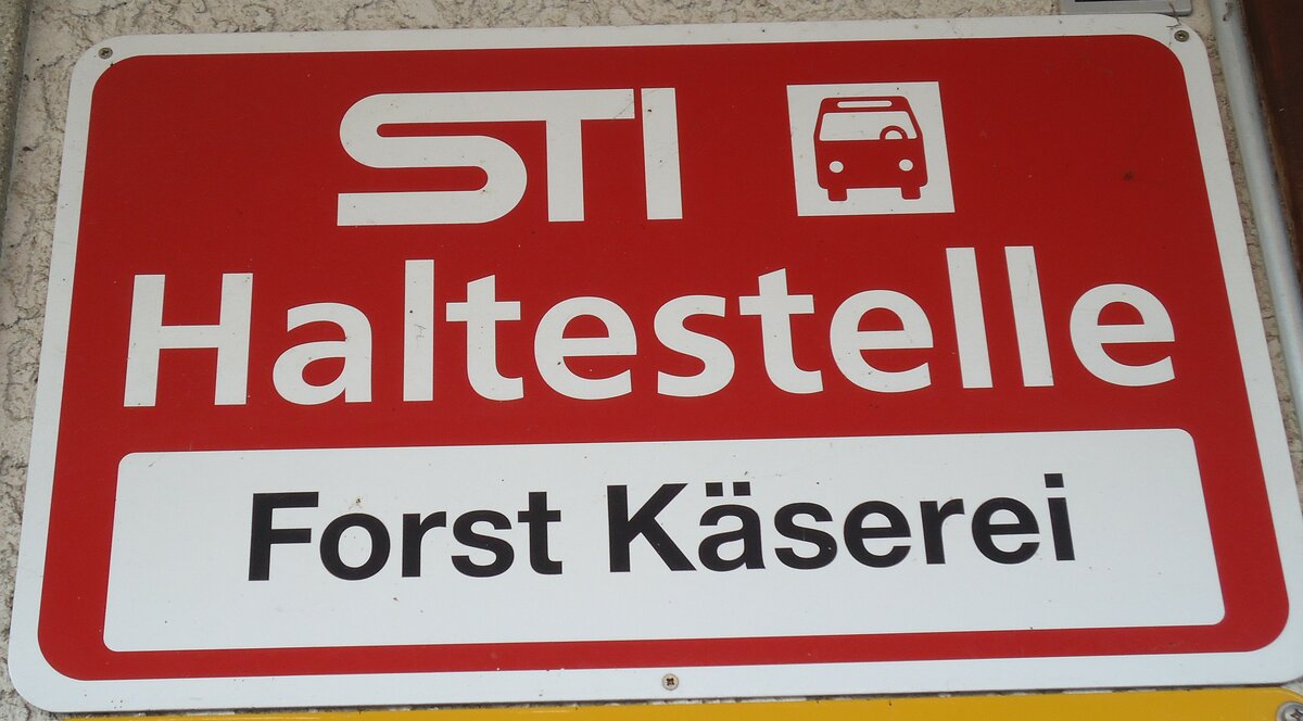 (136'800) - STI-Haltestellenschild - Forst, Forst K�serei - am 22. November 2011