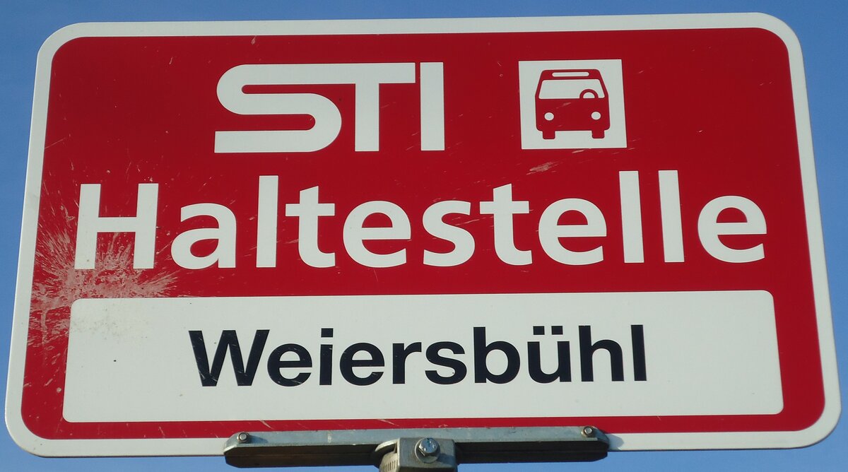 (136'824) - STI-Haltestellenschild - Uebeschi, Weiersb�hl - am 22. November 2011
