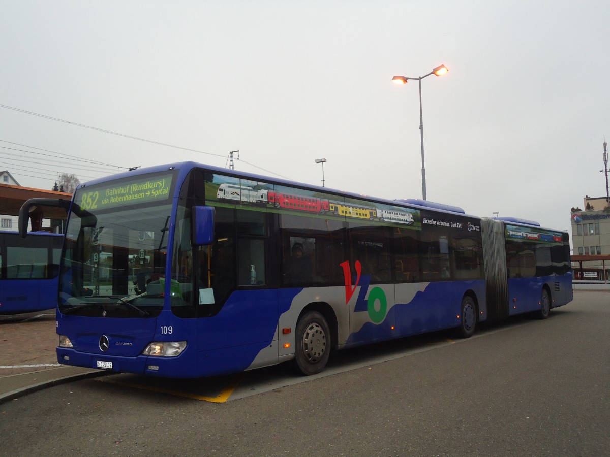 (136'925) - VZO Gr�ningen - Nr. 109/ZH 745'109 - Mercedes am 24. November 2011 beim Bahnhof Wetzikon