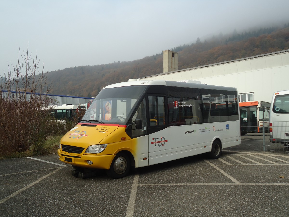 (137'035) - CarPostal Ouest - Nr. 1 - Mercedes am 26. November 2011 in Biel, Rattinbus