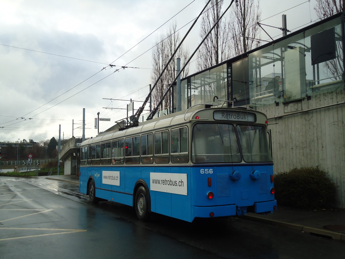 (137'287) - TL Lausanne (R�trobus) - Nr. 656 - FBW/Eggli Trolleybus am 18. Dezember 2011 in Lausanne, Bourdonnette