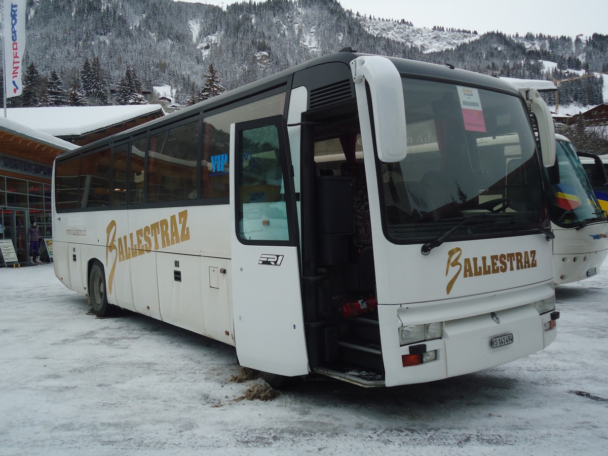 (137'406) - Ballestraz, Gr�ne - VS 141'494 - Renault am 7. Januar 2012 in Adelboden, ASB