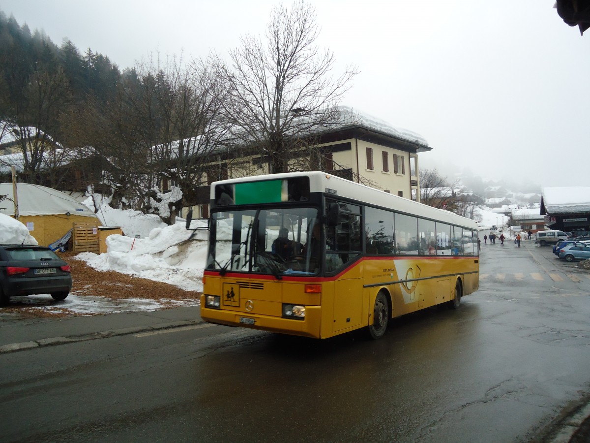 (137'743) - Buchard, Leytron - VS 23'816 - Mercedes am 19. Februar 2012 in Ovronnaz, La Crois�e