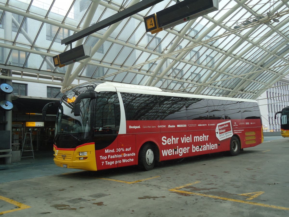 (137'919) - PostAuto Graub�nden - GR 162'985 - MAN am 5. M�rz 2012 in Chur, Postautostation