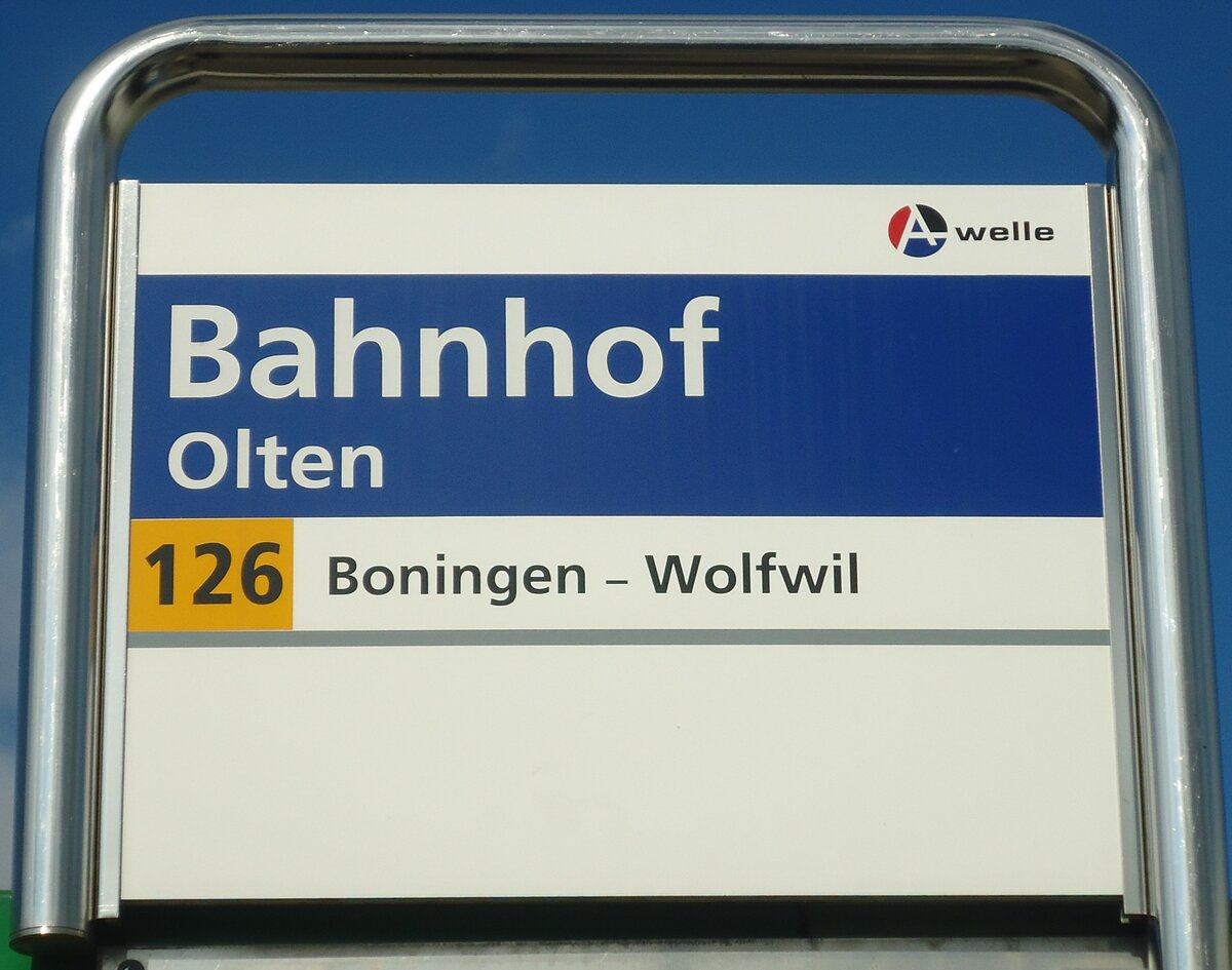(138'116) - A-welle/PostAuto-Haltestellenschild - Olten, Bahnhof - am 6. M�rz 2012