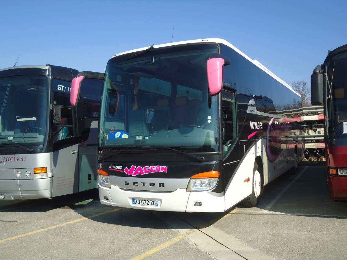 (138'213) - Aus Frankreich: Jaccon, Tence - Nr. 84/AB 672 ZG - Setra am 9. M�rz 2012 in Gen�ve, P 47