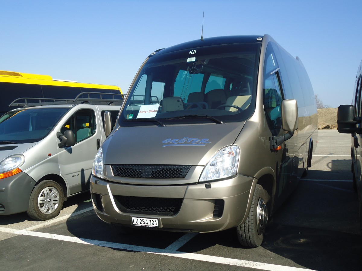 (138'228) - Gr�ter, Hochdorf - Nr. 10/LU 254'701 - Irisbus/UNVI am 9. M�rz 2012 in Gen�ve, P 47