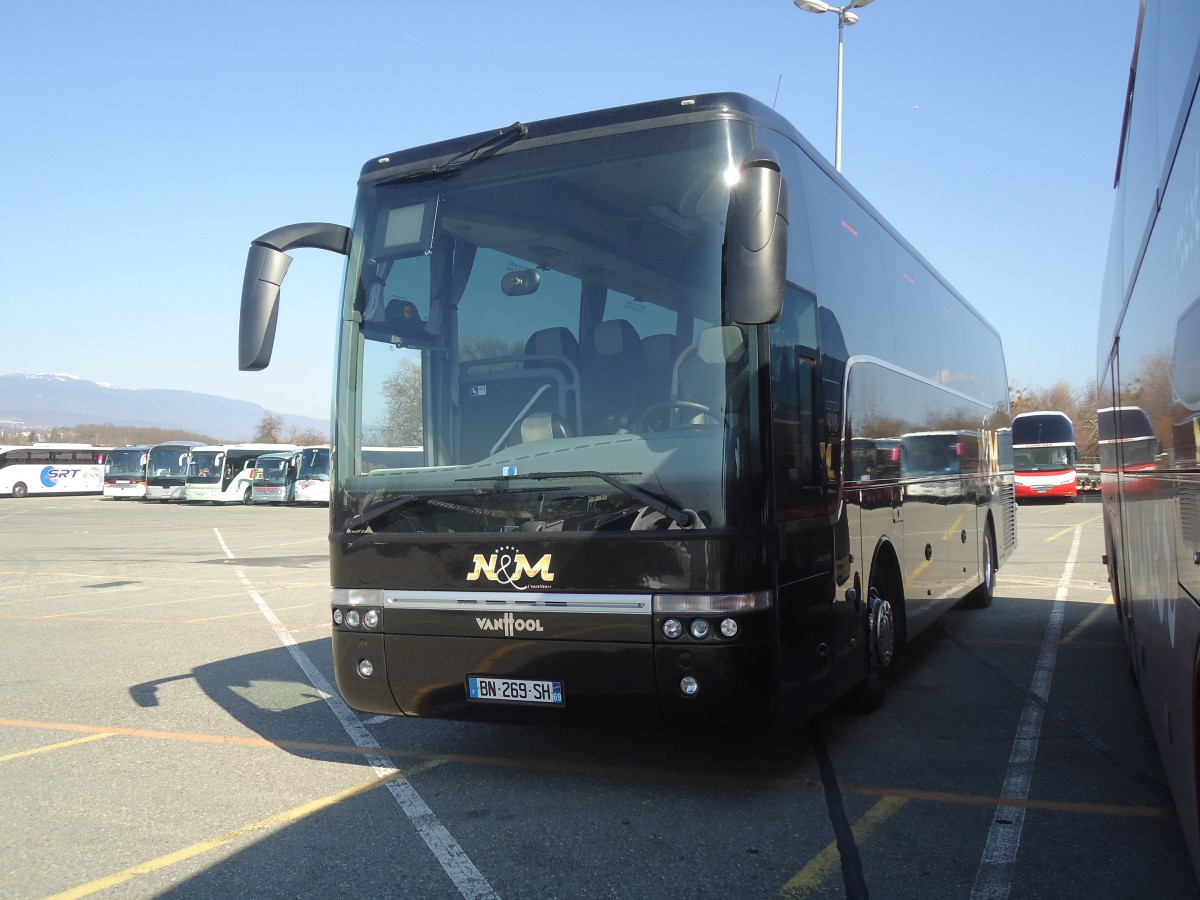 (138'231) - Aus Frankreich: N&M, Saint Genis Laval - BN 269 SH - Van Hool am 9. M�rz 2012 in Gen�ve, P 47