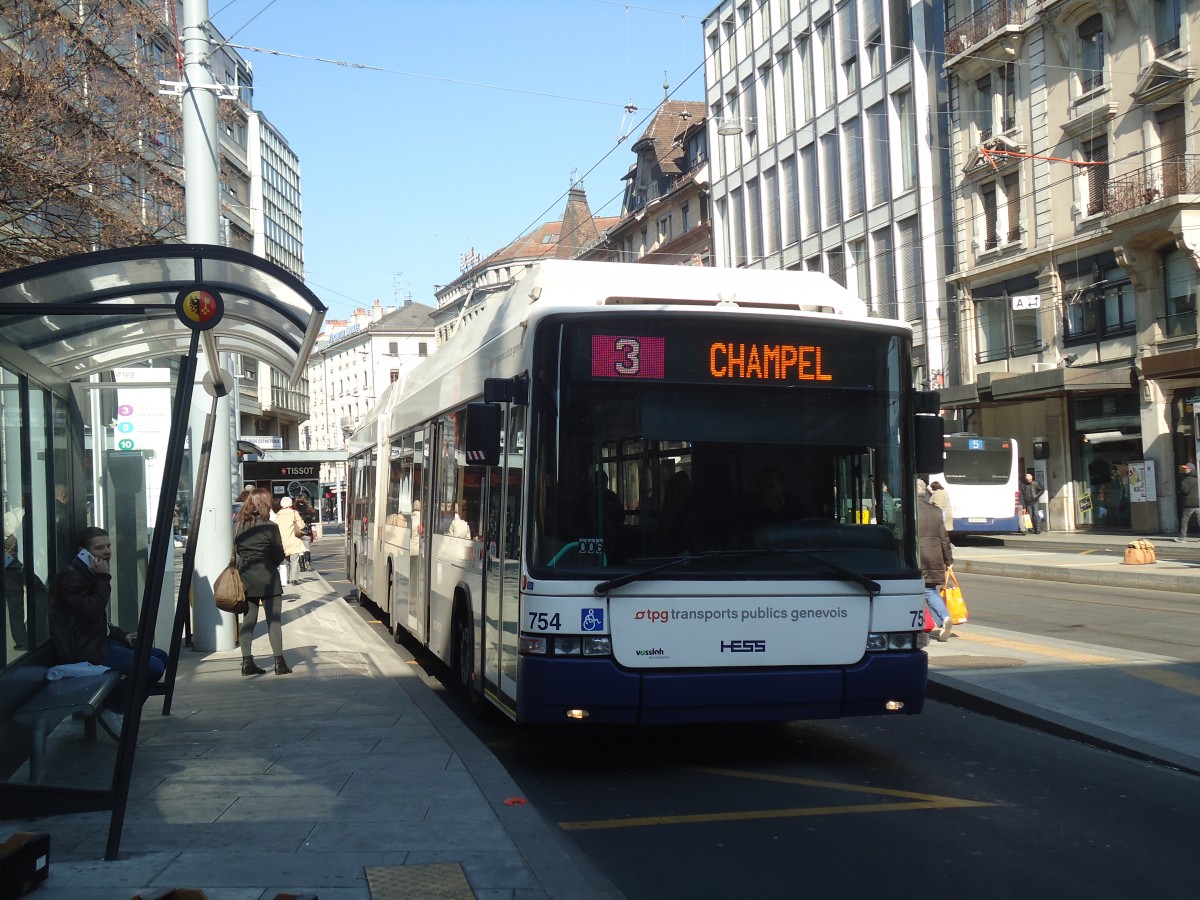 (138'290) - TPG Gen�ve - Nr. 754 - Hess/Hess Gelenktrolleybus am 9. M�rz 2012 in Gen�ve, Coutance