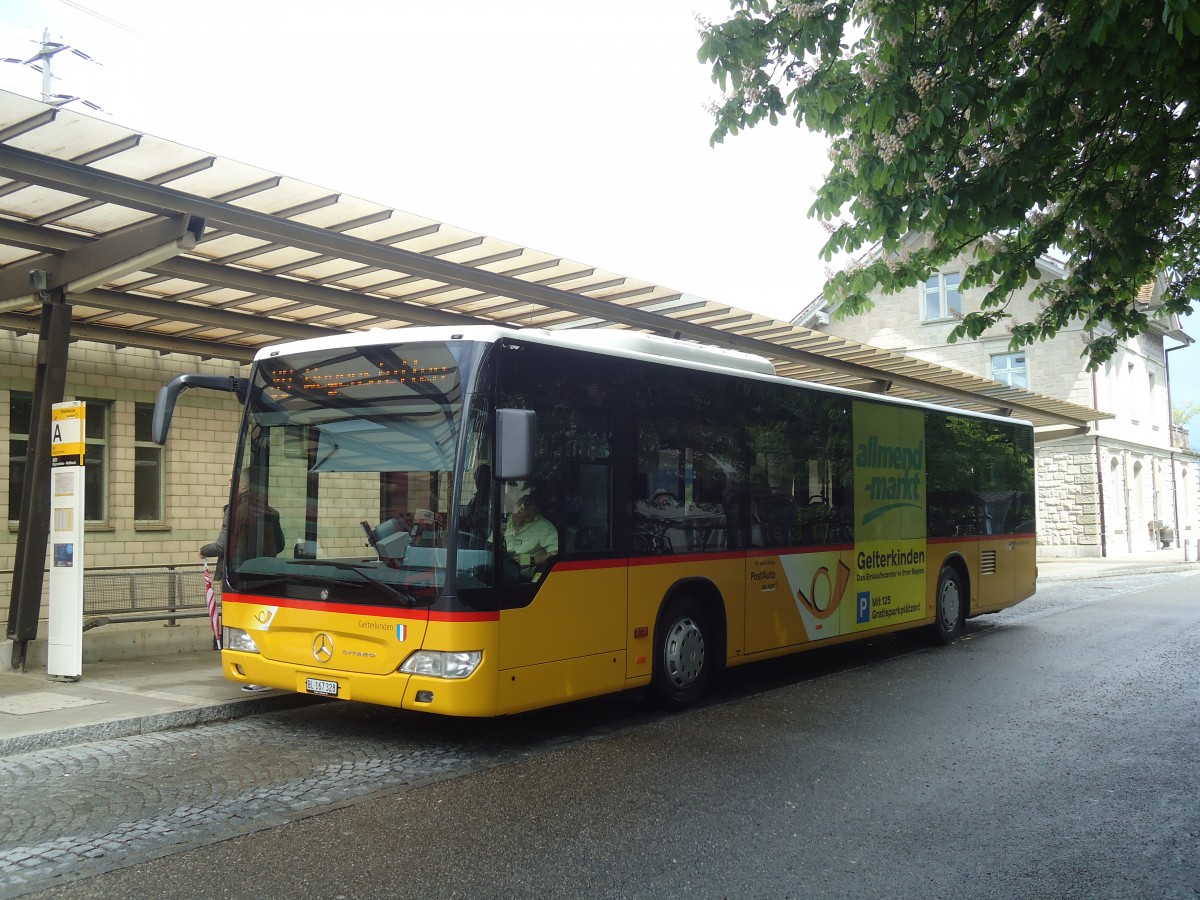 (138'680) - PostAuto Nordschweiz - BL 167'328 - Mercedes am 6. Mai 2012 beim Bahnhof M�hlin