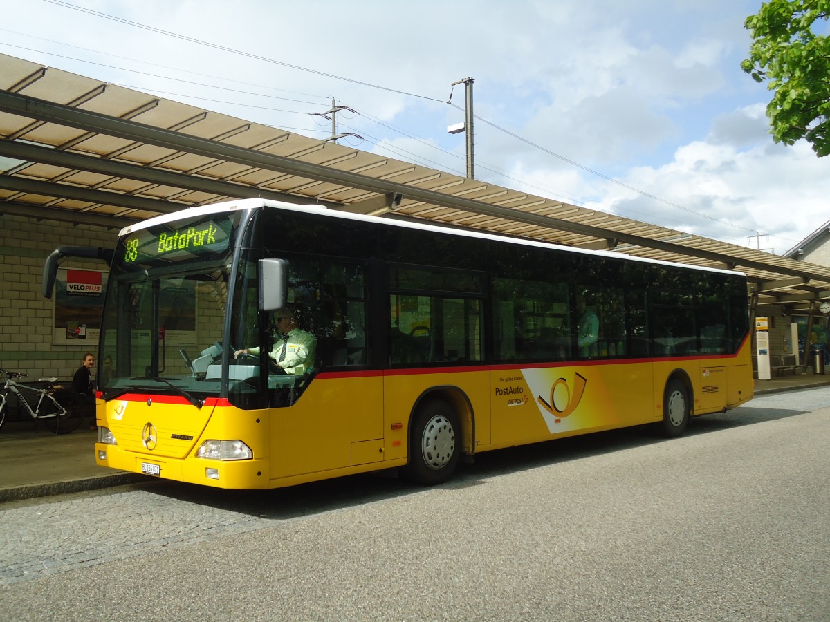 (138'697) - PostAuto Nordschweiz - BL 165'871 - Mercedes (ex SO 135'736) am 6. Mai 2012 beim Bahnhof M�hlin