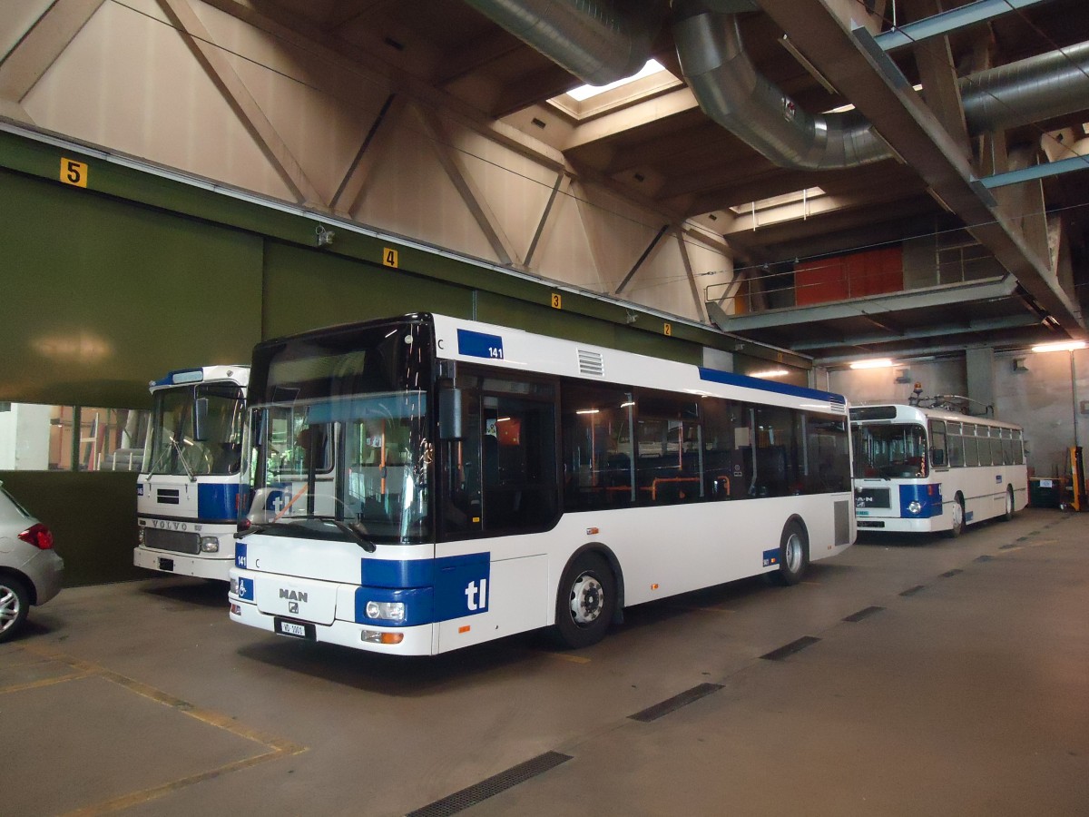 (138'791) - TL Lausanne - Nr. 141/VD 1001 - MAN/G�ppel (ex RBS Worblaufen Nr. 23) am 13. Mai 2012 in Lausanne, D�p�t Borde