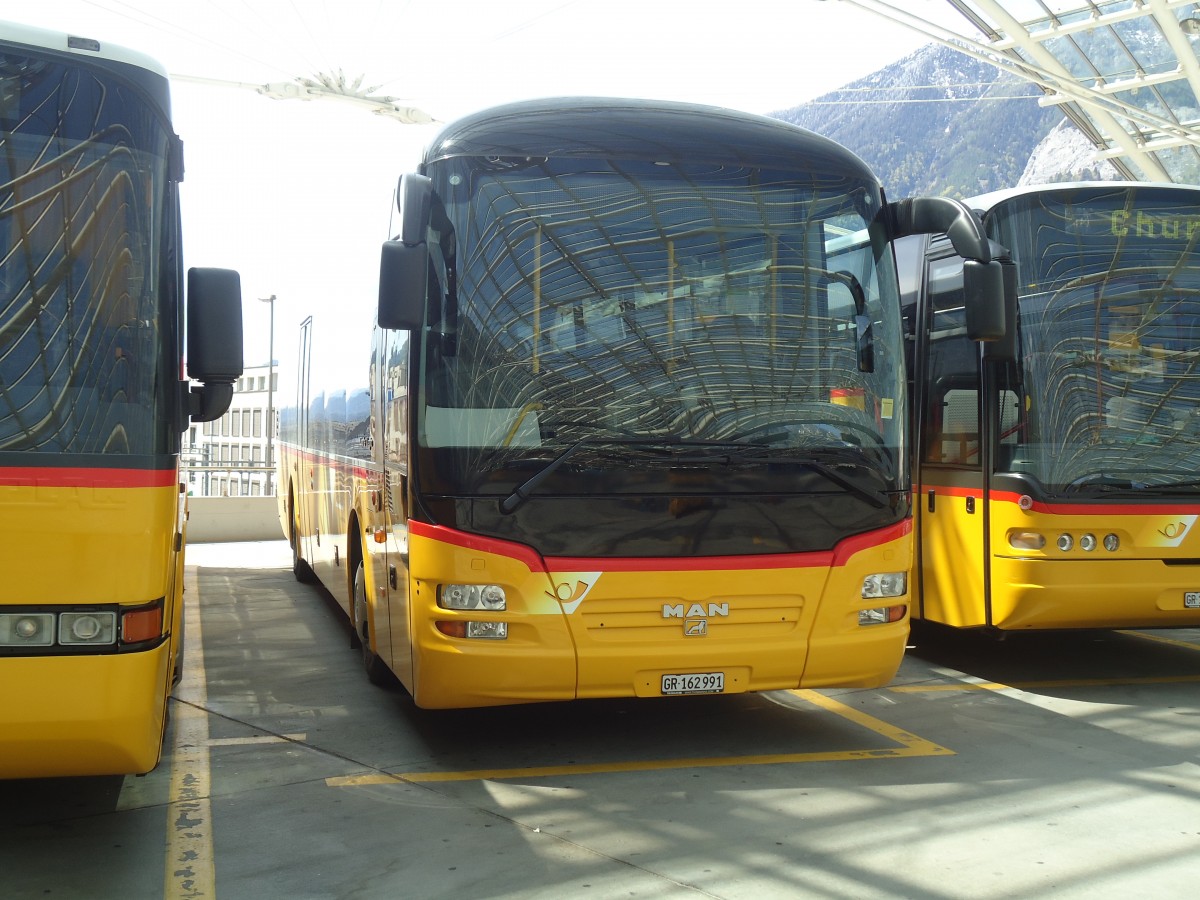 (138'903) - PostAuto Graub�nden - GR 162'991 - MAN am 17. Mai 2012 in Chur, Postautostation