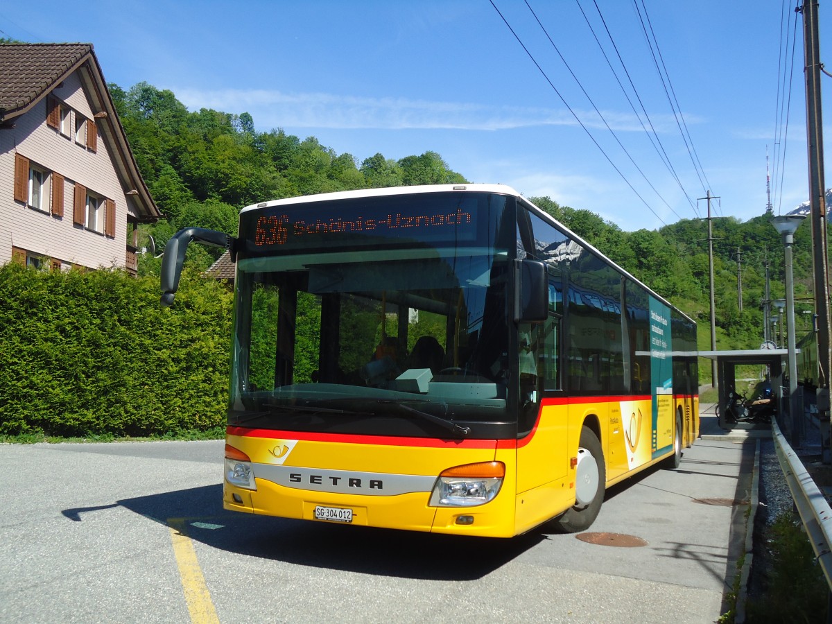 (138'952) - PostAuto Ostschweiz - SG 304'012 - Setra am 17. Mai 2012 beim Bahnhof Ziegelbr�cke