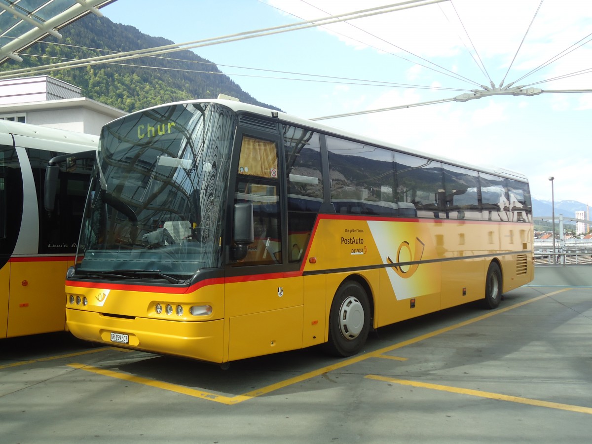 (138'993) - PostAuto Graub�nden - GR 159'307 - Neoplan (ex P 25'150) am 20. Mai 2012 in Chur, Postautostation
