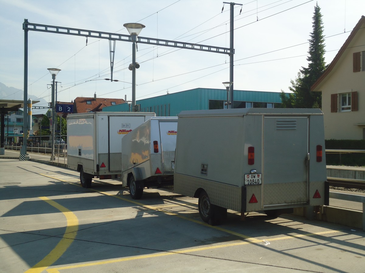 (139'199) - Dillier, Sarnen - OW 10'840 - Gangloff/AW PTT Gep�ckanh�nger (ex 30'394) am 2. Juni 2012 beim Bahnhof Sarnen
