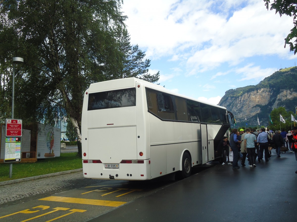 (139'388) - Gasser, Altdorf - UR 9395 - Bova am 11. Juni 2012 beim Bahnhof Fl�elen