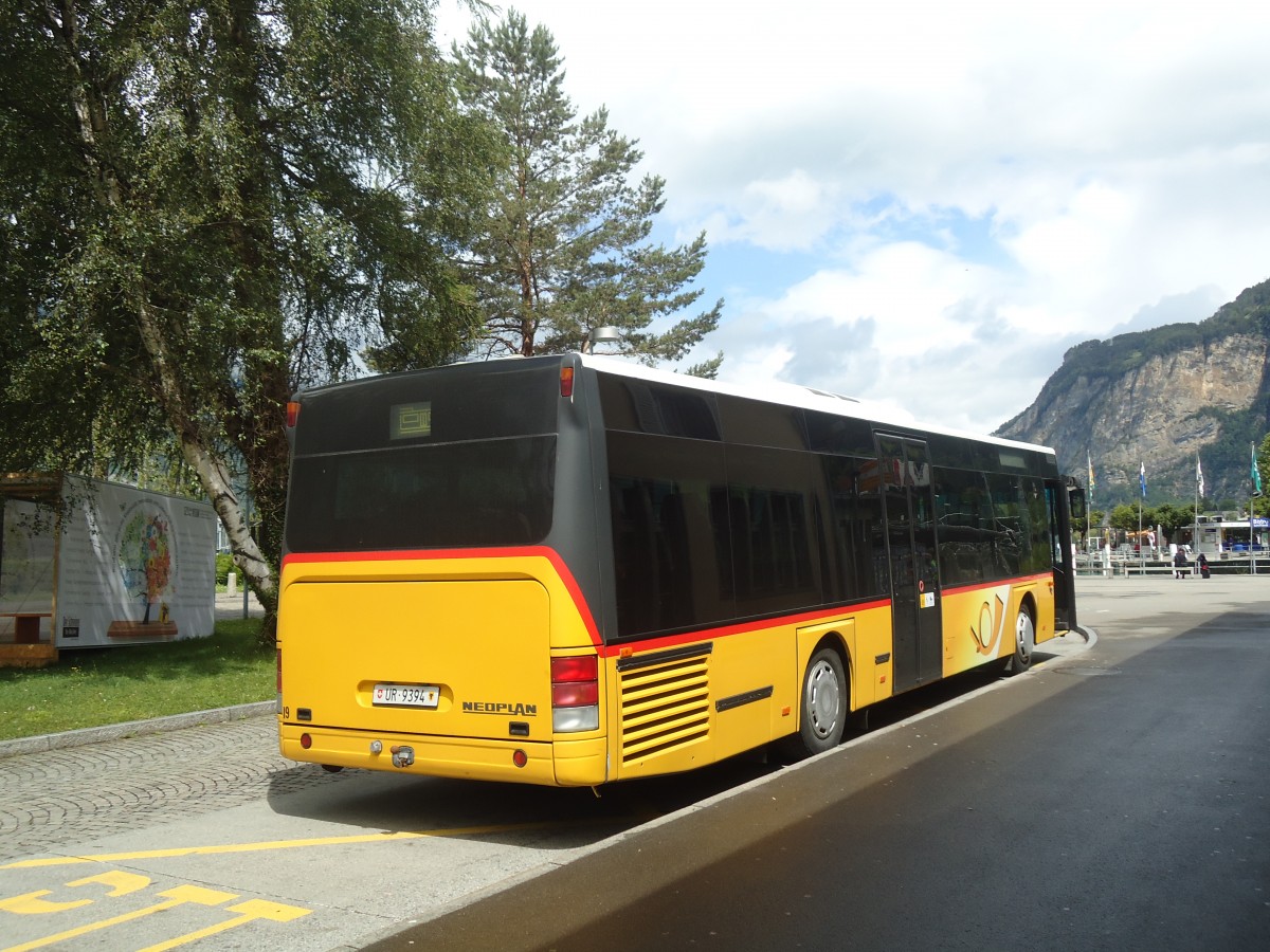 (139'441) - Gasser, Altdorf - Nr. 19/UR 9394 - Neoplan (ex Engeloch, Riggisberg Nr. 19; ex Engeloch, Riggisberg Nr. 9) am 11. Juni 2012 beim Bahnhof Fl�elen