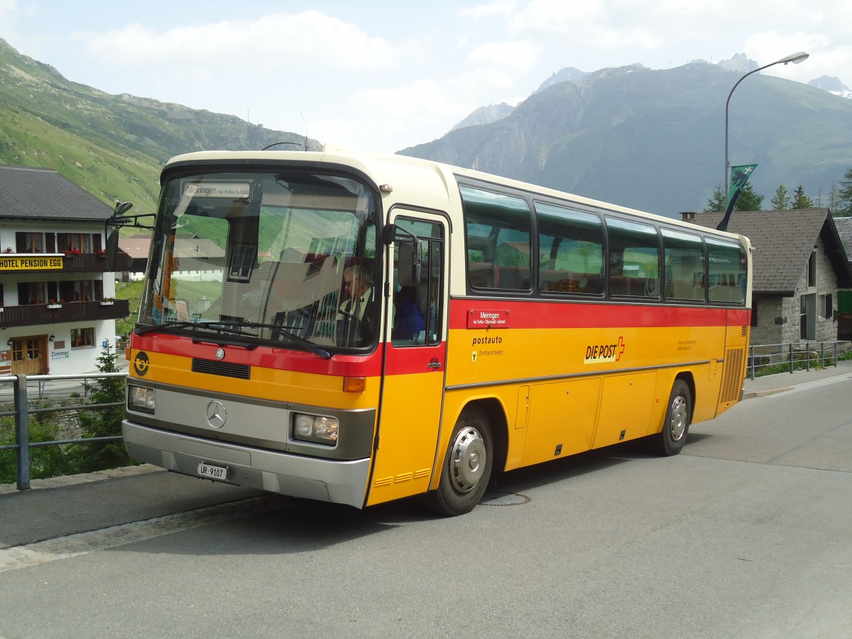 (140'254) - Mattli, Wassen - UR 9107 - Mercedes am 1. Juli 2012 in Hospental, Reussbr�cke