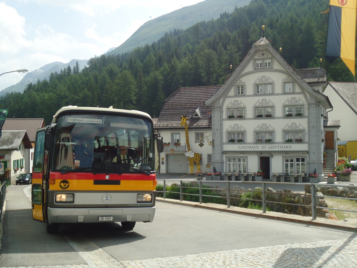 (140'256) - Mattli, Wassen - UR 9107 - Mercedes am 1. Juli 2012 in Hospental, Reussbr�cke