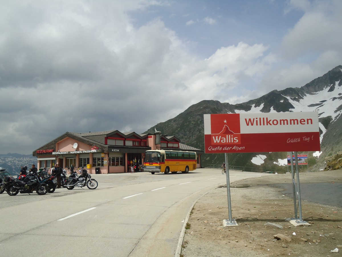 (140'302) - Mattli, Wassen - UR 9107 - Mercedes am 1. Juli 2012 in Nufenen, Passh�he