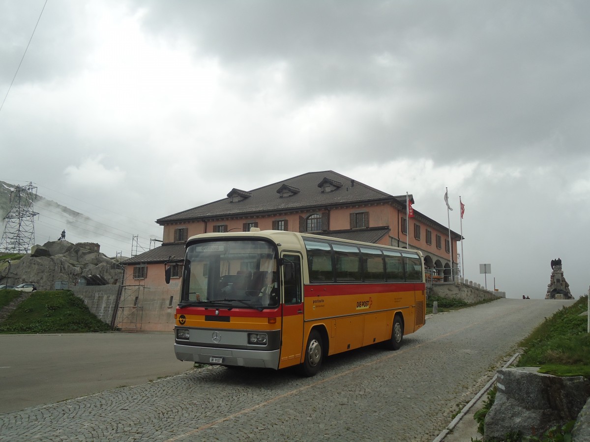(140'353) - Mattli, Wassen - UR 9107 - Mercedes am 1. Juli 2012 in Gotthard, Passh�he