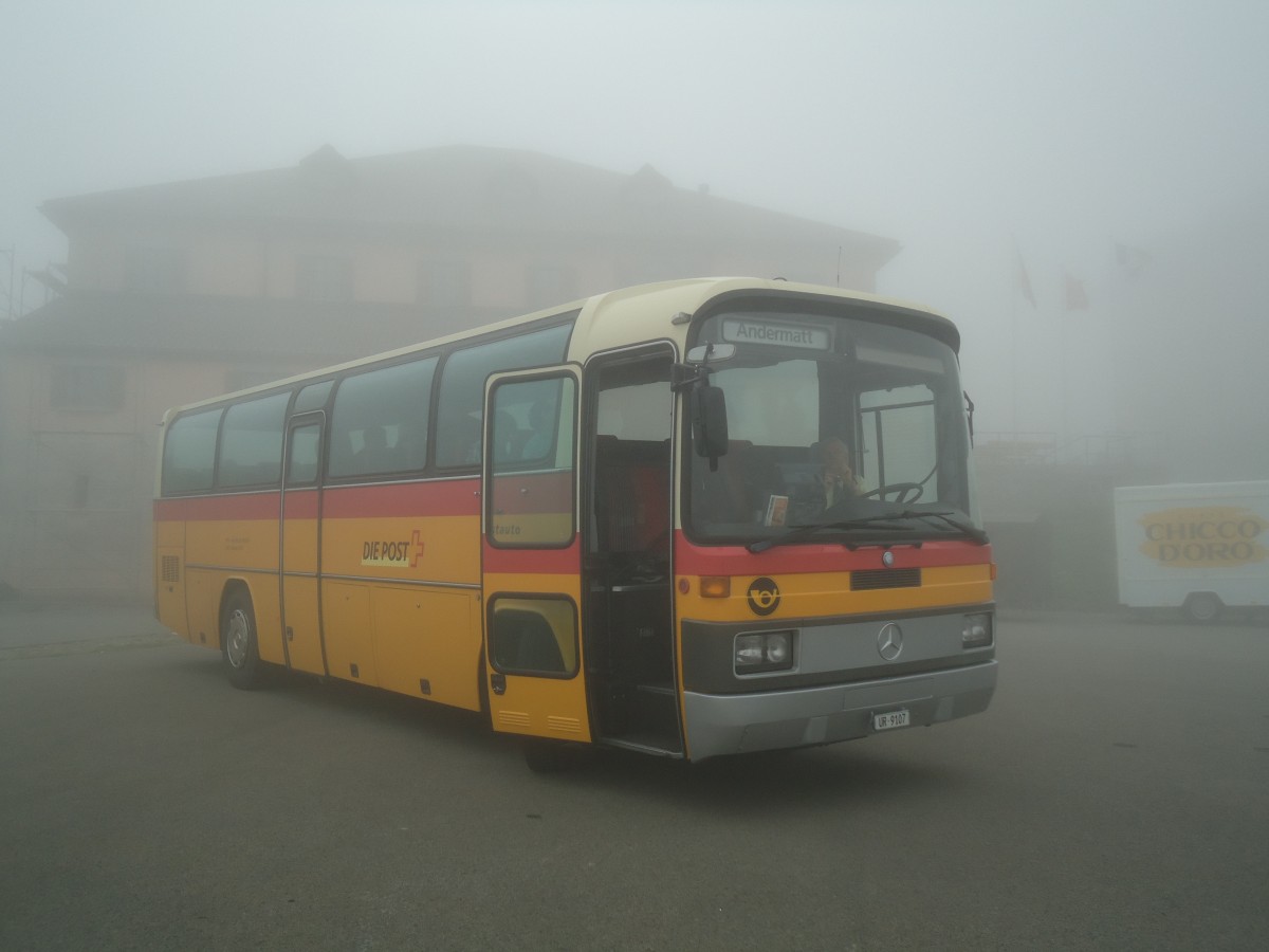 (140'370) - Mattli, Wassen - UR 9107 - Mercedes am 1. Juli 2012 in Gotthard, Passh�he